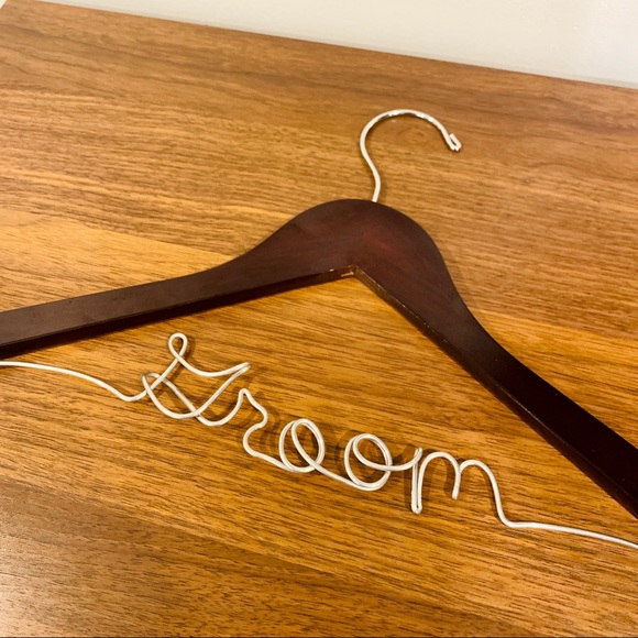 🚨SOLD🚨Bride & Groom Wooden Hangers - Picture 2 of 4
